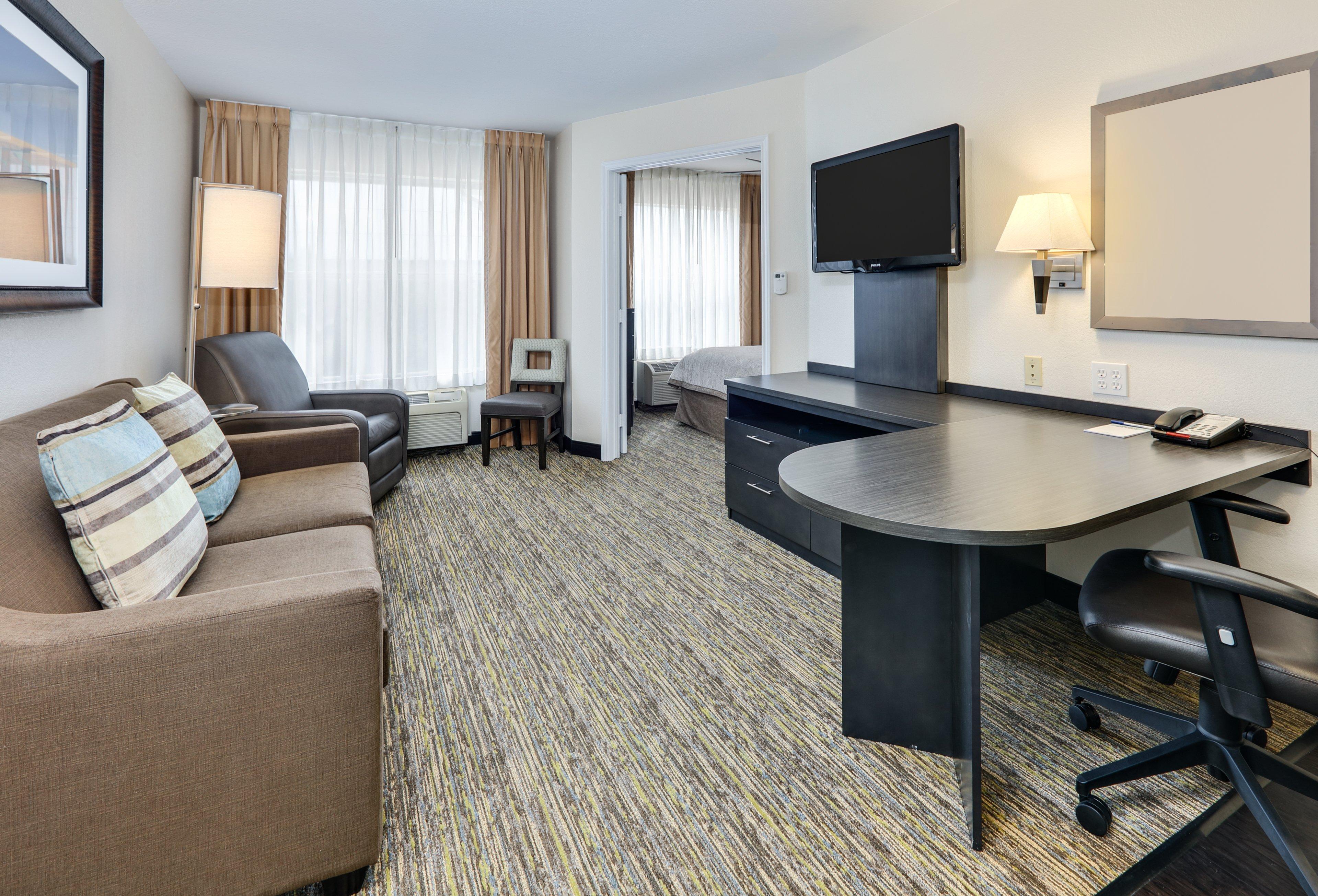 แคนเดิ้ลวูด สวีท ดัลลัส มาร์เก็ต เซ็นเตอร์-เลิฟฟิลด์ Hotel ภายนอก รูปภาพ