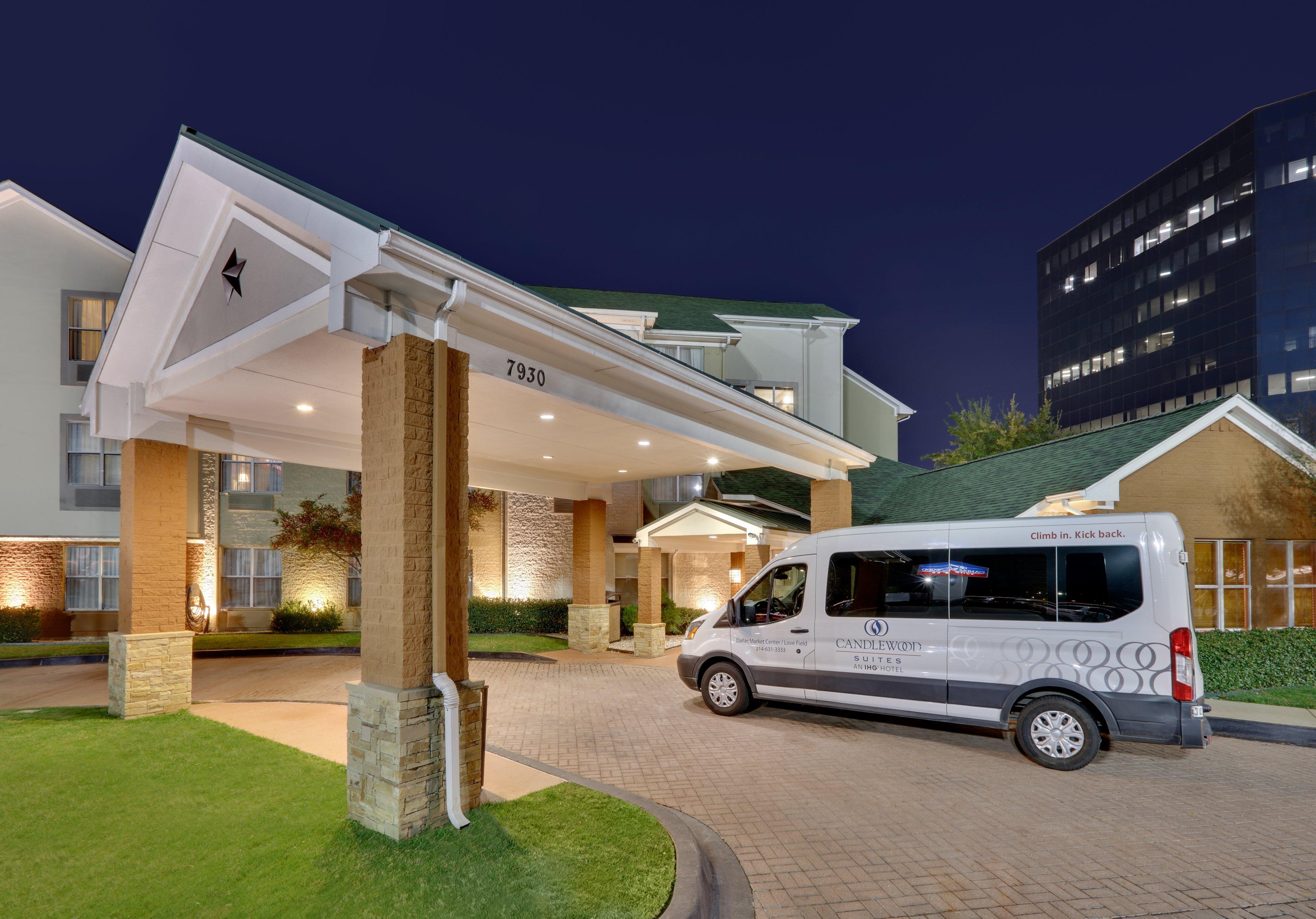 แคนเดิ้ลวูด สวีท ดัลลัส มาร์เก็ต เซ็นเตอร์-เลิฟฟิลด์ Hotel ภายนอก รูปภาพ